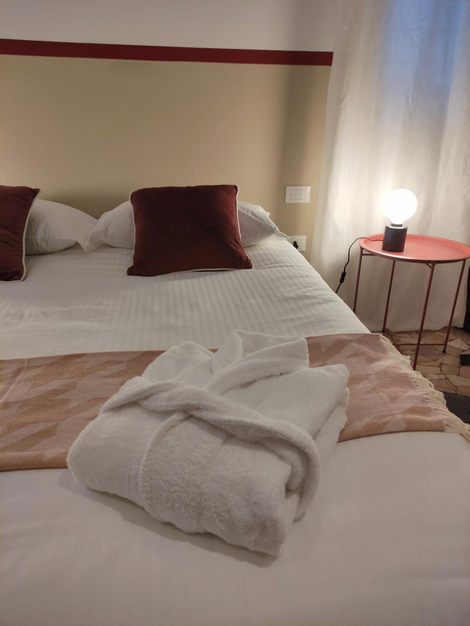 Loft Loggia Al Santo Apartment Padova Ngoại thất bức ảnh